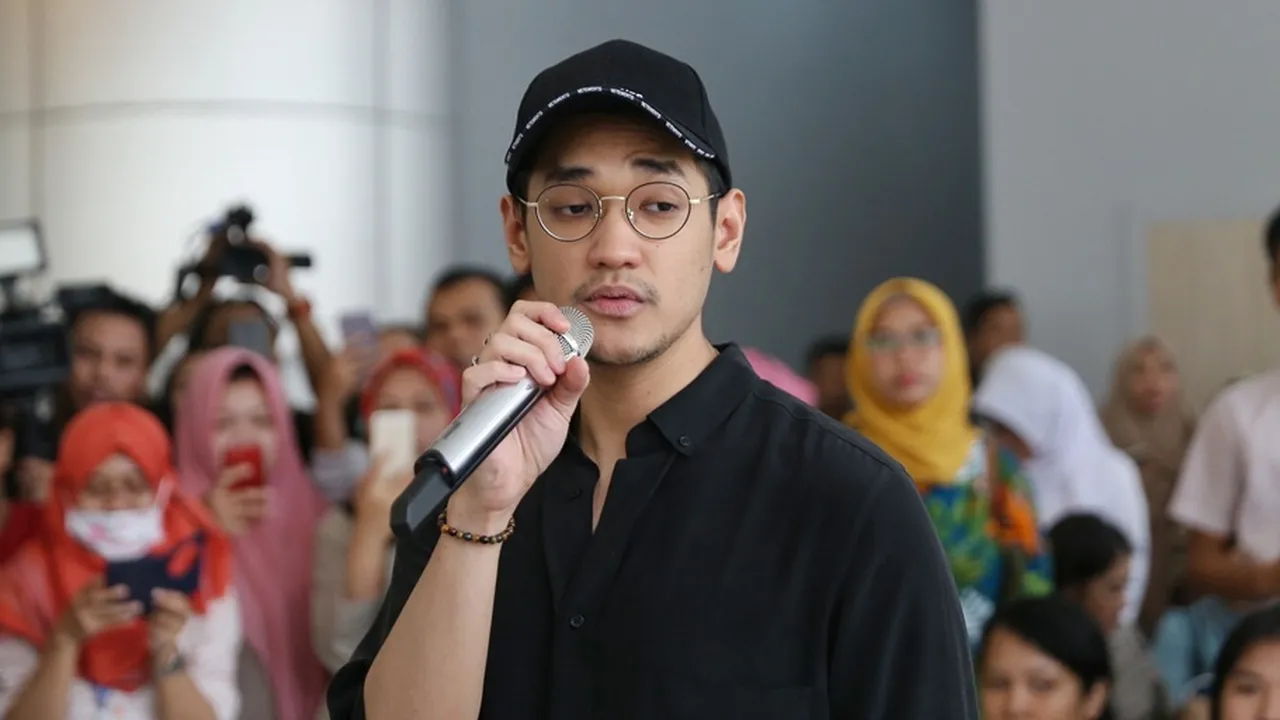 Soal Gaya Berbusananya Dulu, Afgan: Nggak Bisa Gaya