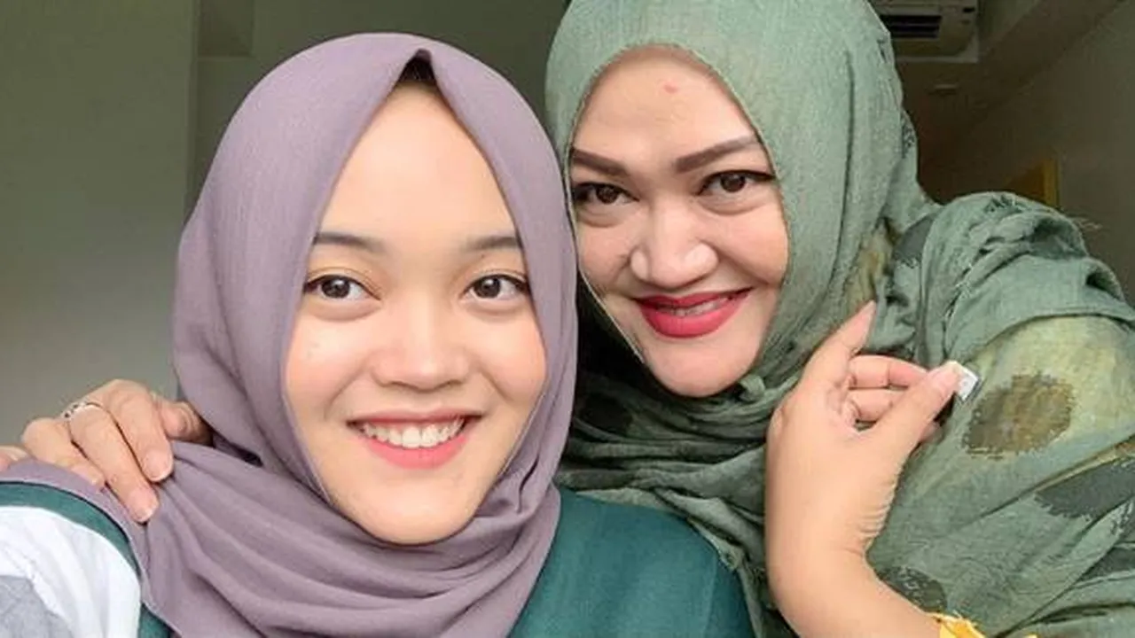 Soal Perhiasan Mendiang Lina Zubaedah yang Hilang, Begini Reaksi Sang Adik