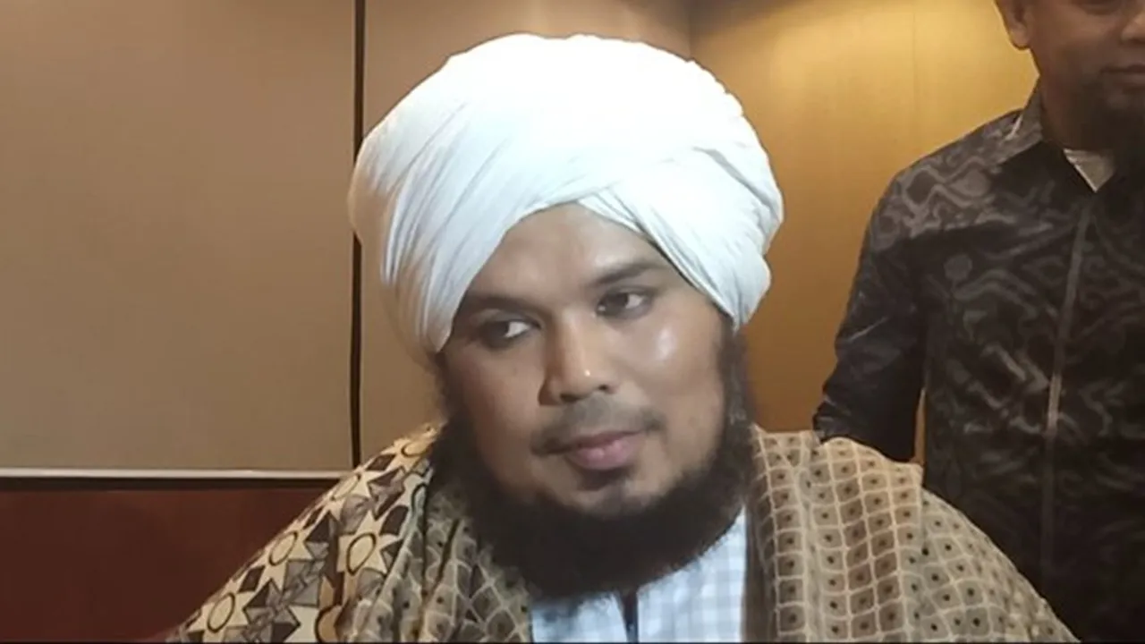 Soal Pernikahan Opick Dengan Bebi Silvana, Ustaz Derry Sulaiman Ikut Beri Doa