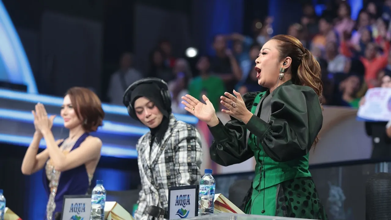 Soimah Beri 3 Standing Ovation untuk Duet Syafiq-Rangga di Dangdut Academy 8