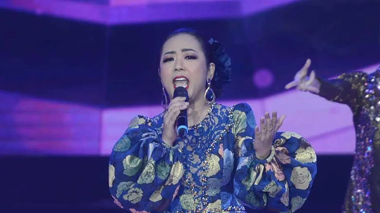 Soimah Tiba-tiba Kesurupan Setelah Bernyanyi, Ada Apa Ya?
