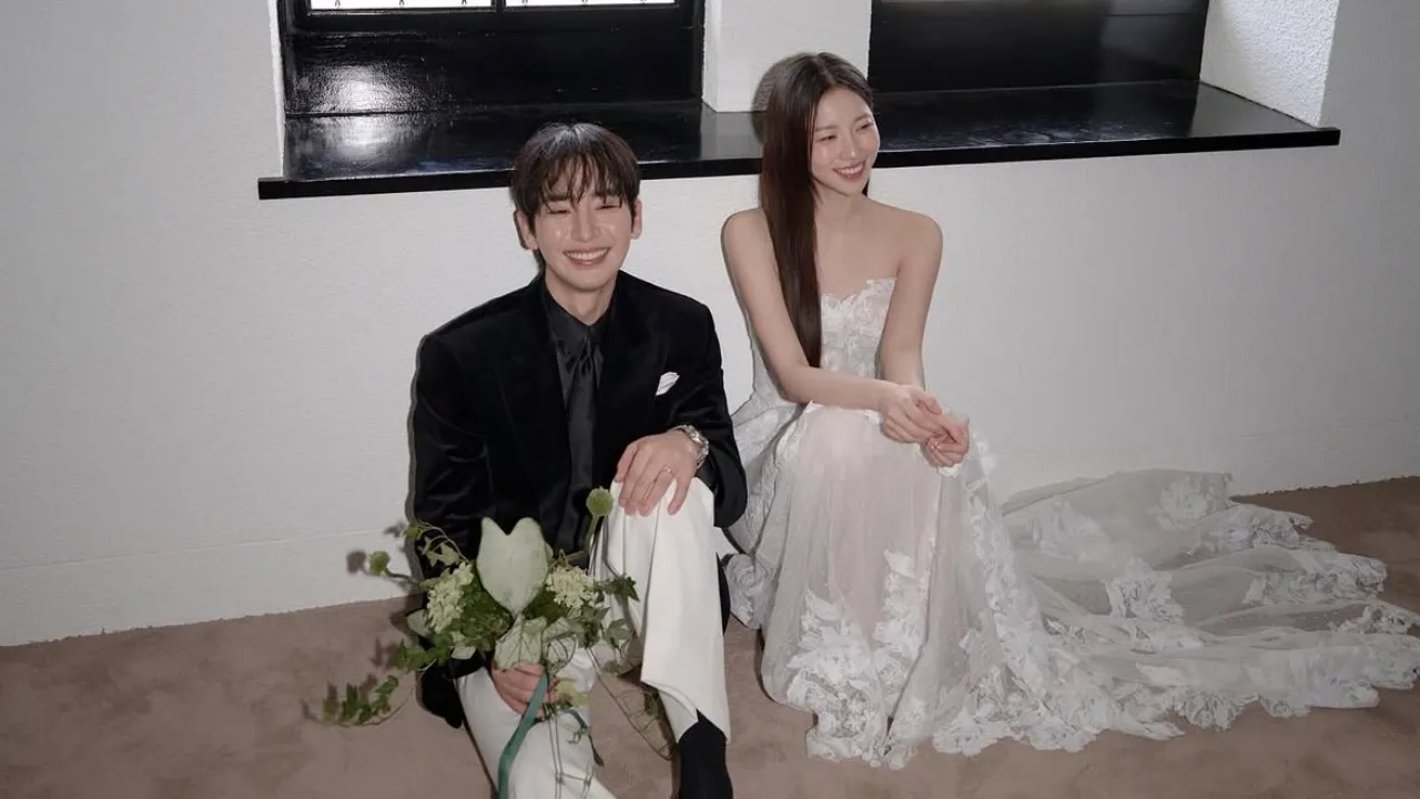 Song Ji Ho dan Kim So Ri Menikah Bulan Ini, Rilis Foto Prewedding