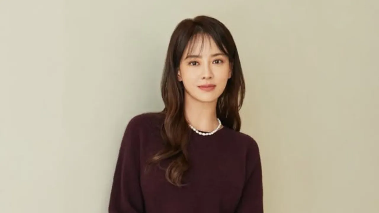 Song Ji Hyo Comeback Setelah 5 Tahun, Film Terbarunya HOME BEHIND BARS Langsung Meledak
