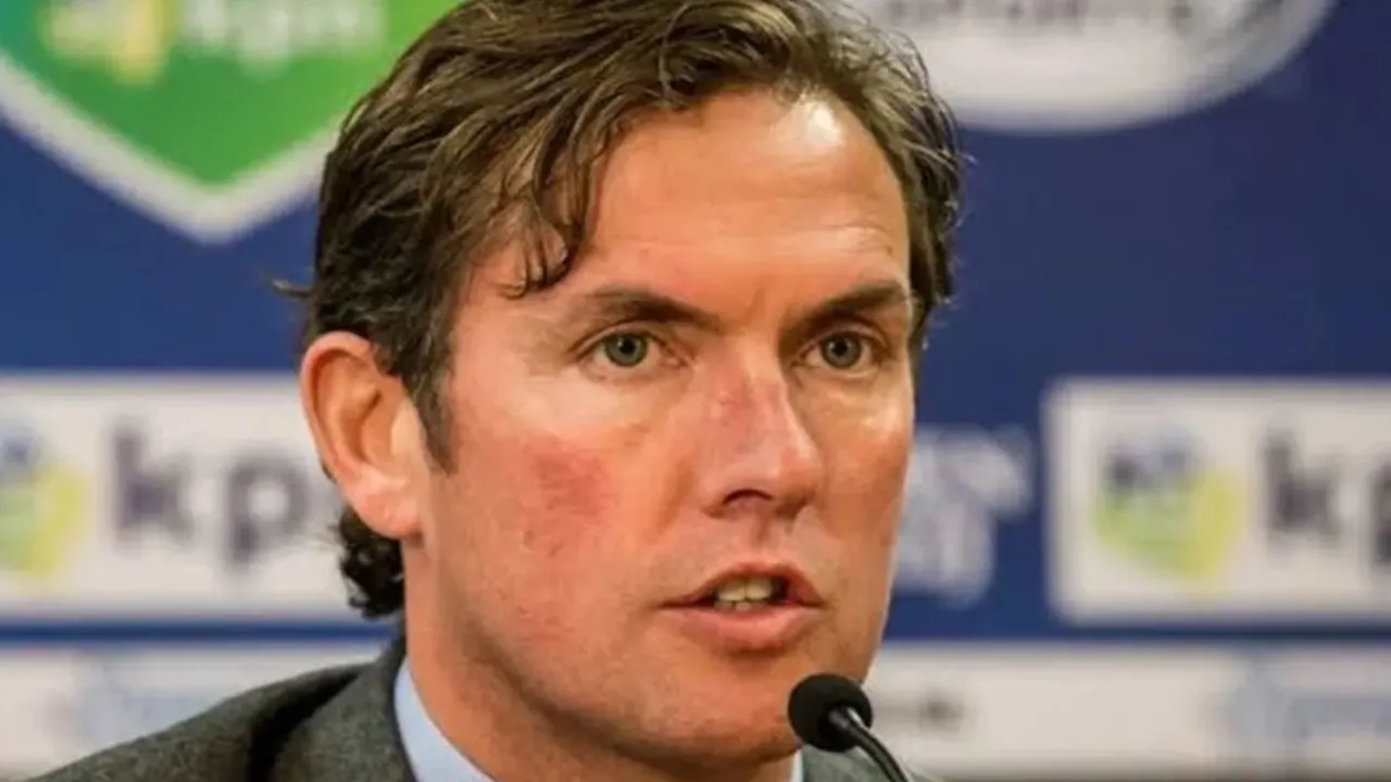 Sosok Alex Pastoor, Asisten Pelatih yang Siap Dampingi Patrick Kluivert di Timnas Indonesia