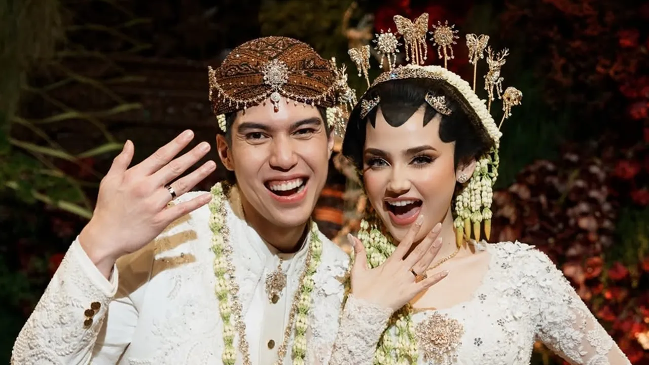 Souvenir Pernikahan El Rumi dan Syifa Hadju yang Mewah, Bagi-Bagi Emas untuk Tamu Undangan