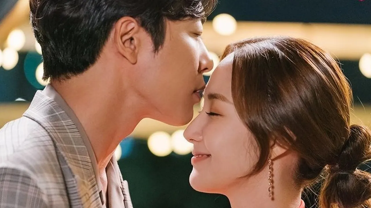 SPOILER! 5 Momen 'HER PRIVATE LIFE' Episode 9 dan 10 yang Bikin Perasaan Campur Aduk