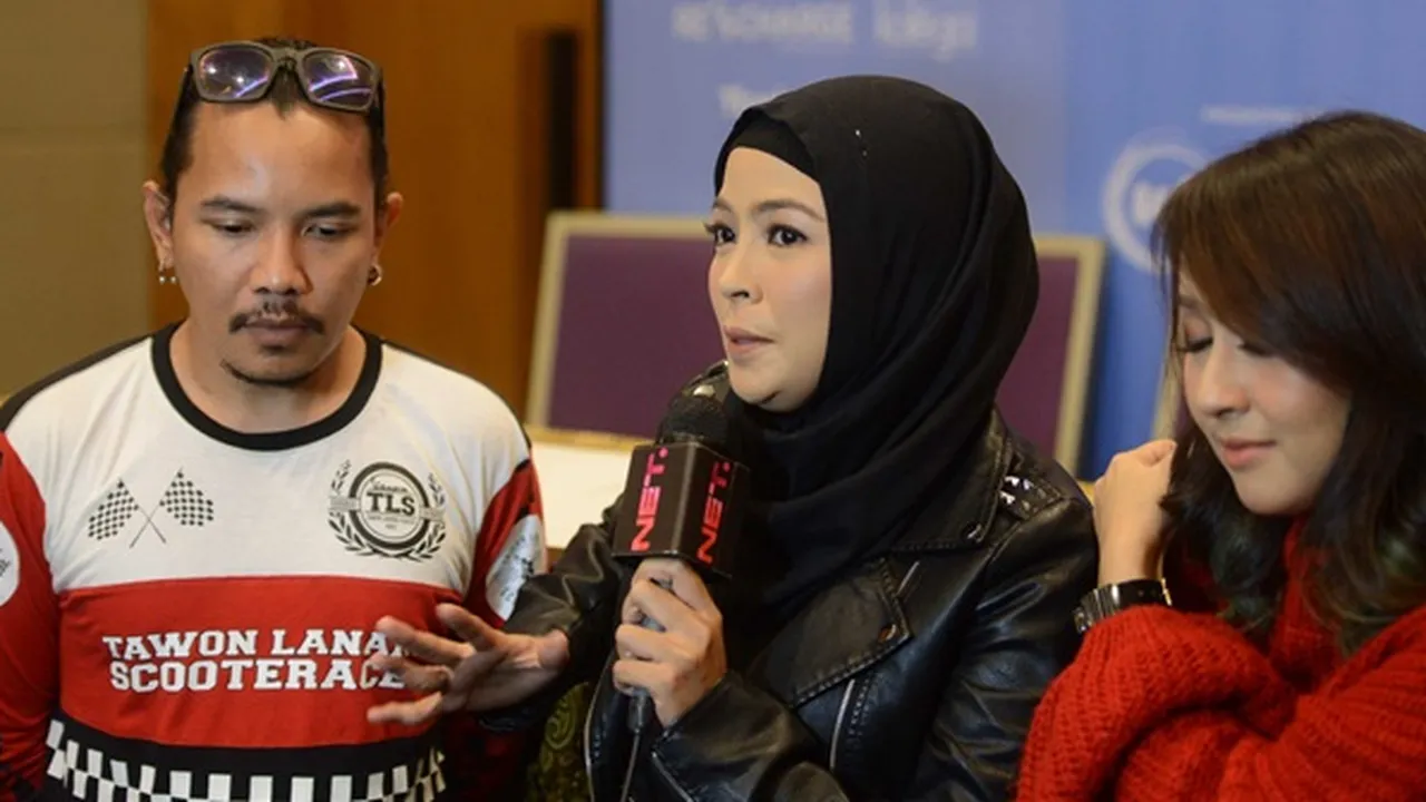 Suami Selalu Pakai Caption Lucu Setiap Posting Buat Tantri Kotak Terheran Suami Selalu Pakai Caption Lucu Setiap Posting Buat Tantri Kotak Terheran
