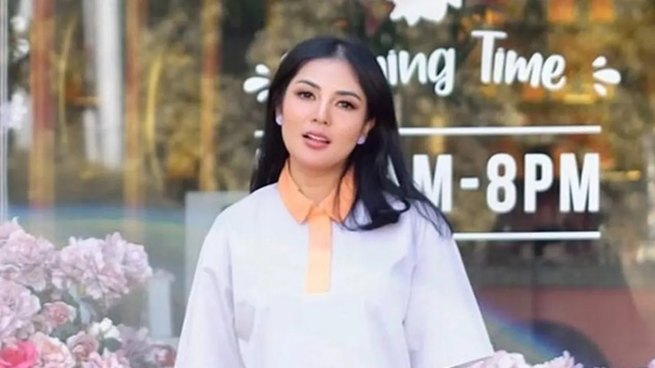 Suami Temperamen, Nindy Ayunda Alami KDRT