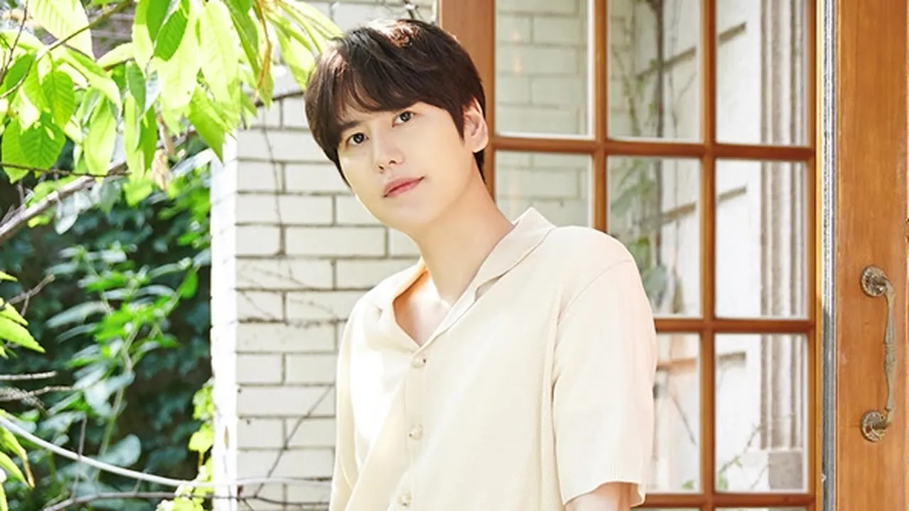 Suasana Cool dan Refreshing, Kyuhyun Super Junior Rilis Teaser Kedua Untuk MV 'Together'