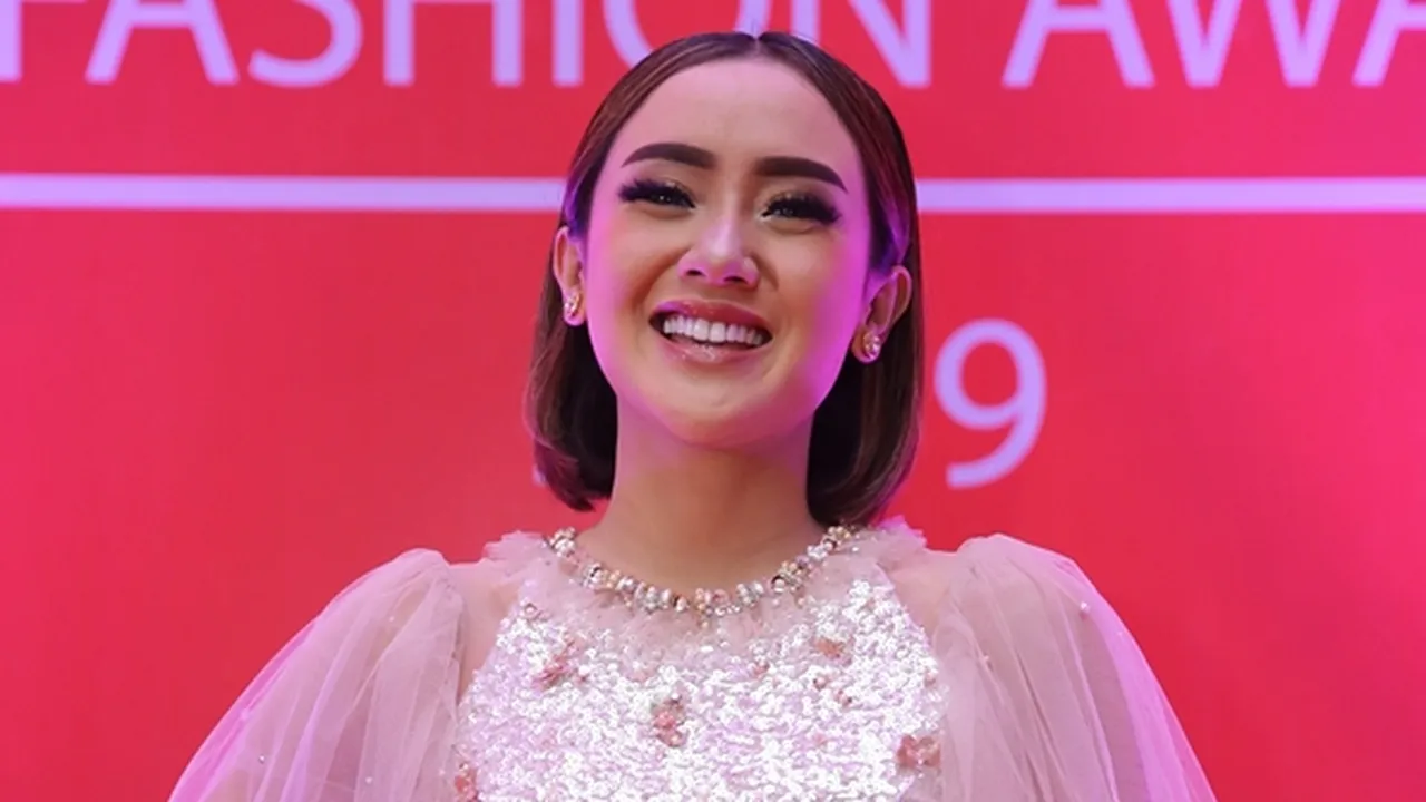 Sudah Dandan dan Siap Berdendang, Cita Citata Gagal Manggung