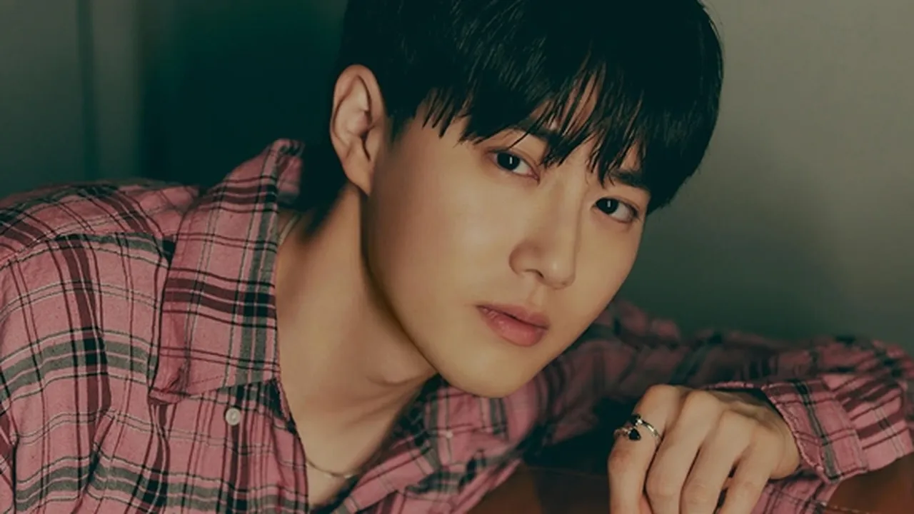 SUHO EXO Rilis Teaser Video Musik 'Grey Suit' & Akan Menyapa Fans Lewat Siaran Langsung