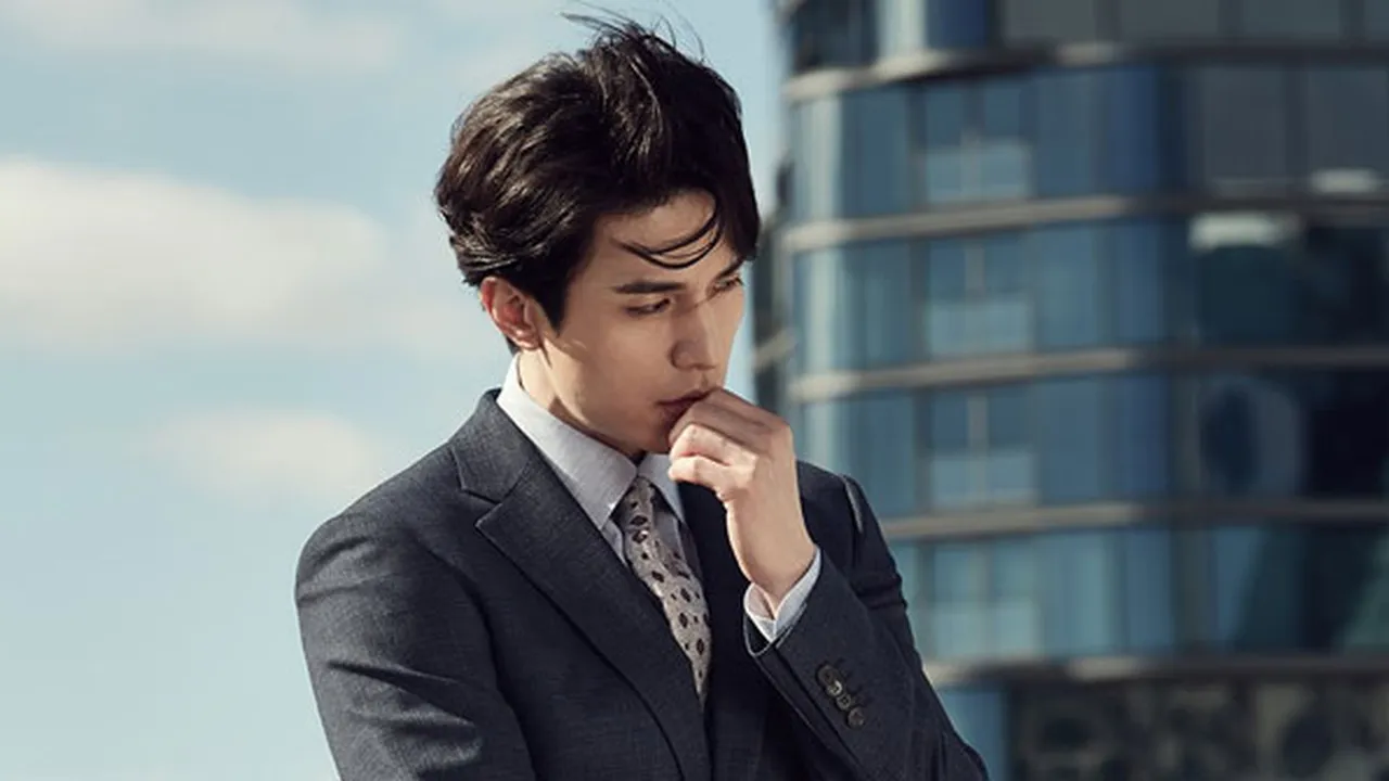 Sukses Jadi Aktor, Lee Dong Wook Nggak Merasa Dirinya Spesial