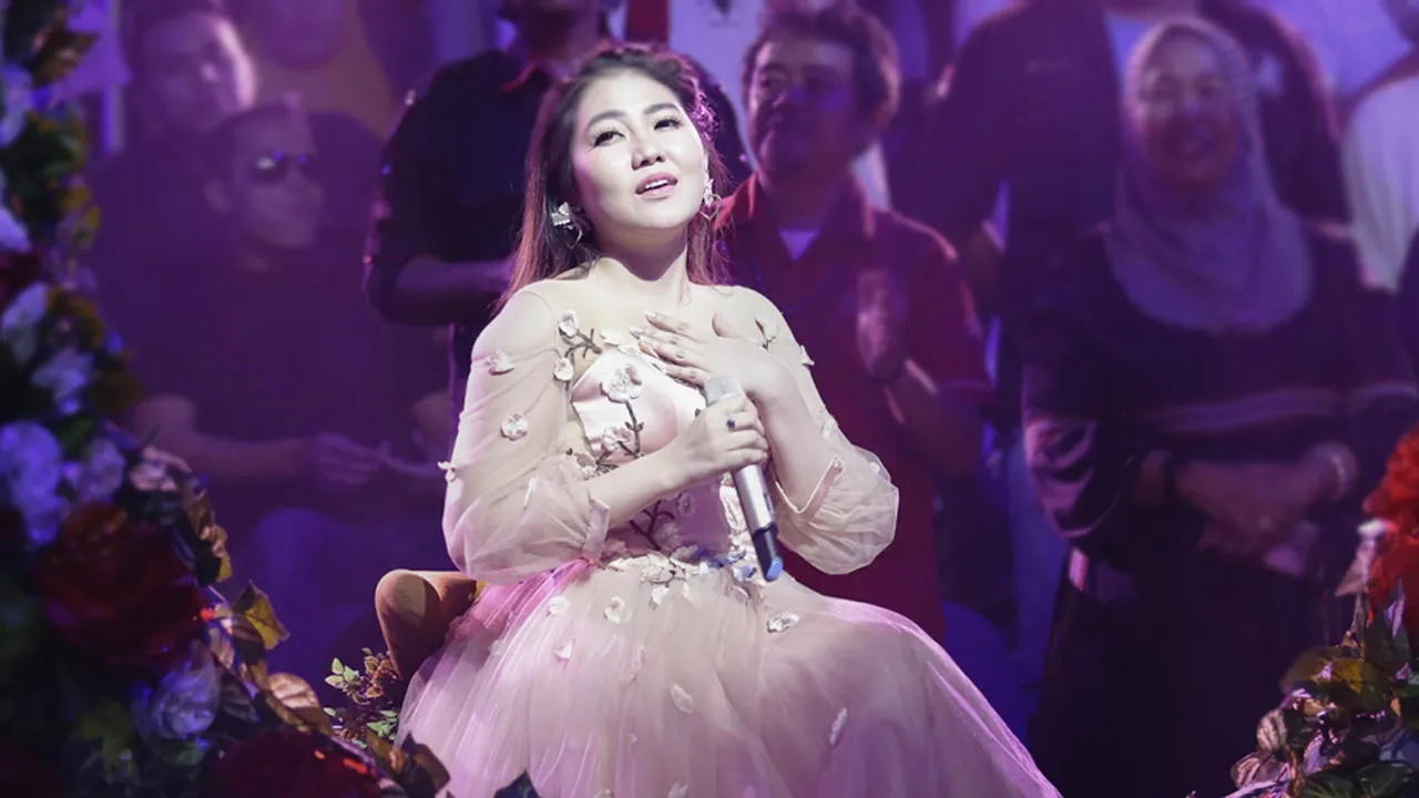 Sukses Jadi Penyanyi Dangdut, Via Vallen Tergiur Nyanyi Pop?