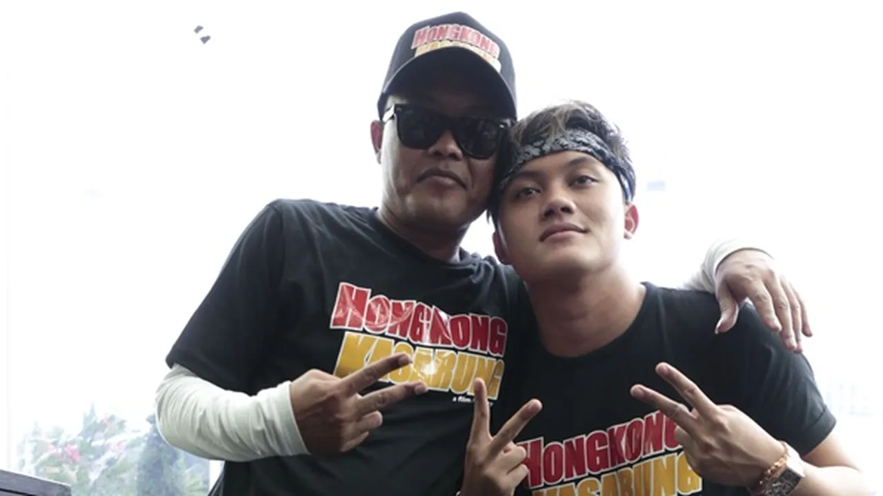 Sule Dekati Wanita Muda yang Ternyata Teman Nongkrong Rizky Febian