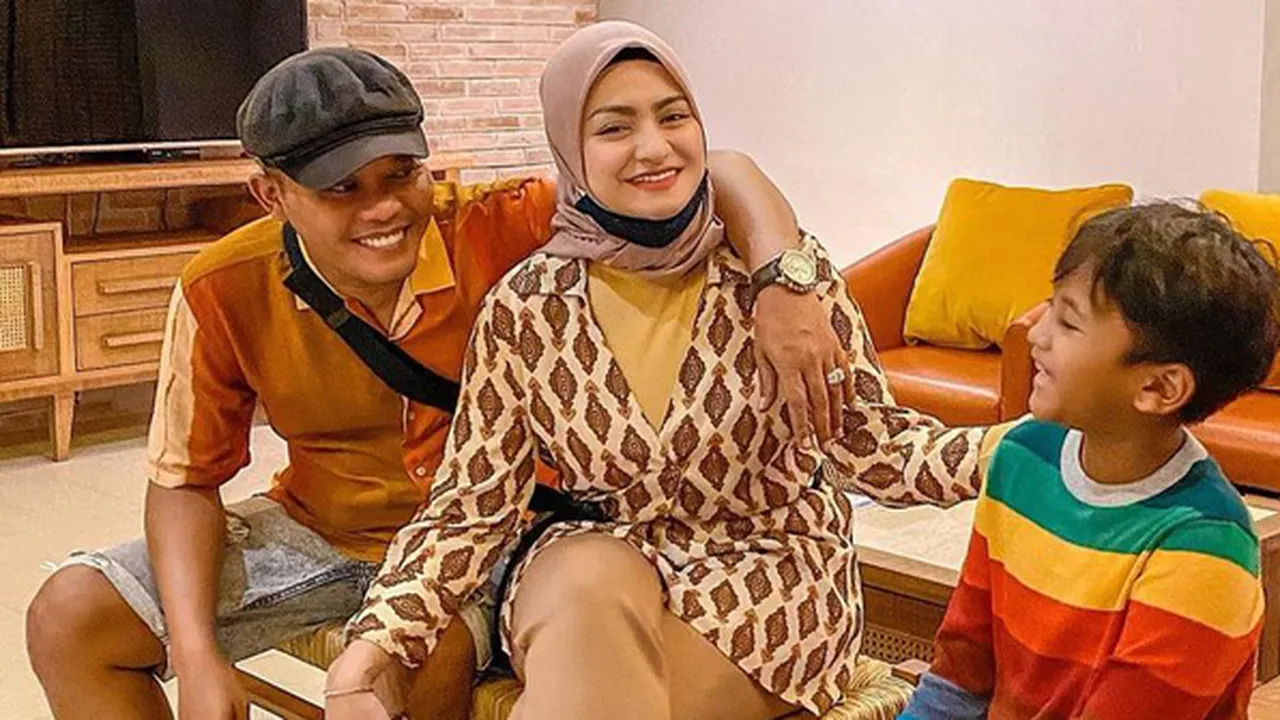Sule Tak Menyangka Nathalie Holscher Jago Masak, Ternyata Keturunan Chef Sule Tak Menyangka Nathalie Holscher Jago Masak, Ternyata Keturunan Chef