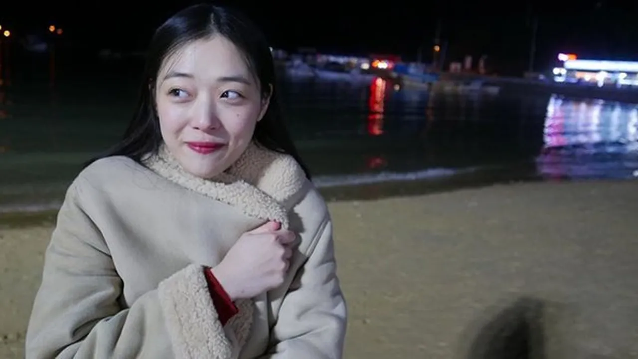 Sulli Dikonfirmasi Meninggal Dunia Karena Bunuh Diri
