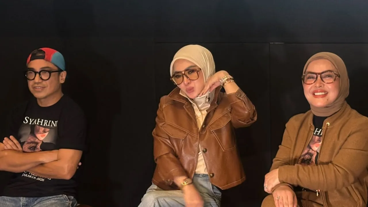 Syahrini Comeback, Akui Porsinya Berbeda dari Era Jambul Khatulistiwa Syahrini Comeback, Akui Porsinya Berbeda dari Era Jambul Khatulistiwa