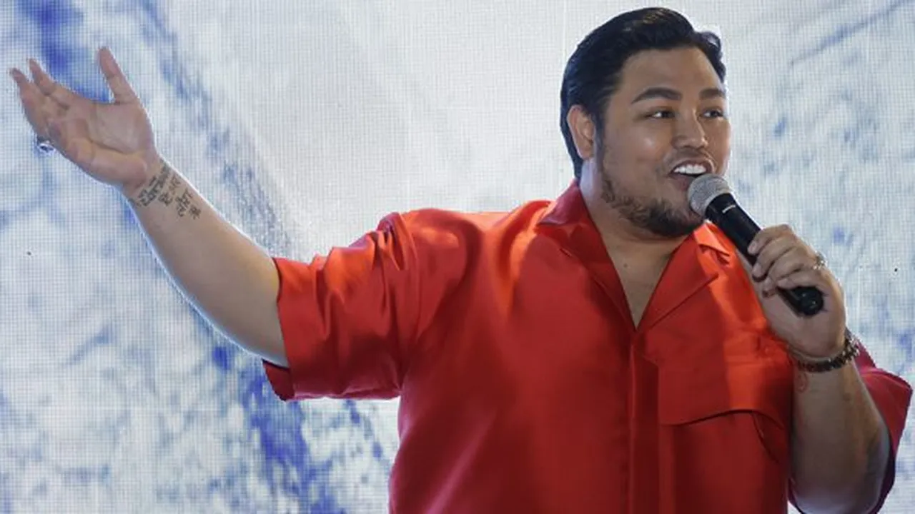 Syahrini dan Reino Barack Dikabarkan Akan Menikah, Ini Kata Ivan Gunawan