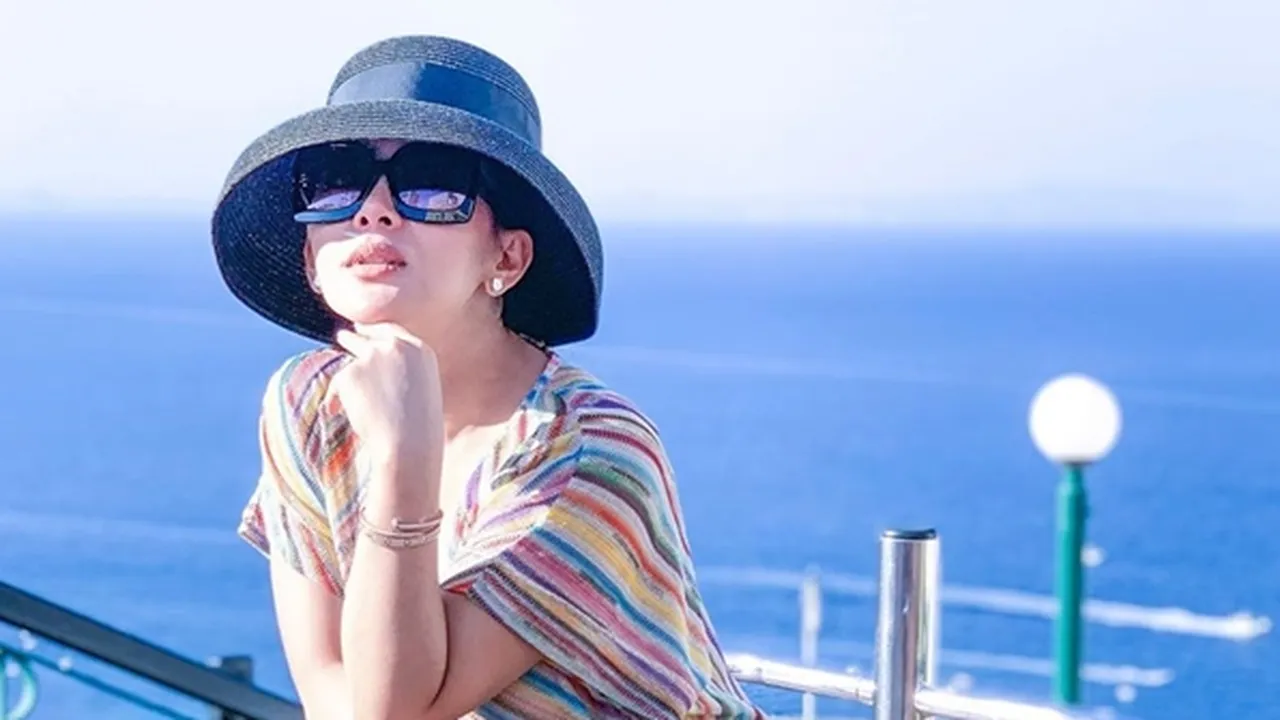 Syahrini Liburan ke Italia, Ini 5 Destinasi Indah yang Dikunjunginya Syahrini Liburan ke Italia, Ini 5 Destinasi Indah yang Dikunjunginya