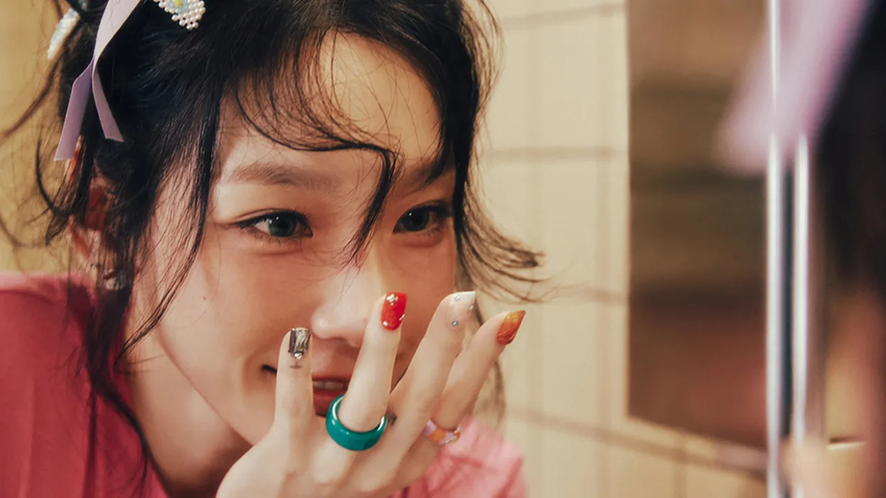 Taeyeon Duduki Puncak Tangga Lagu Global dengan 'To. X'