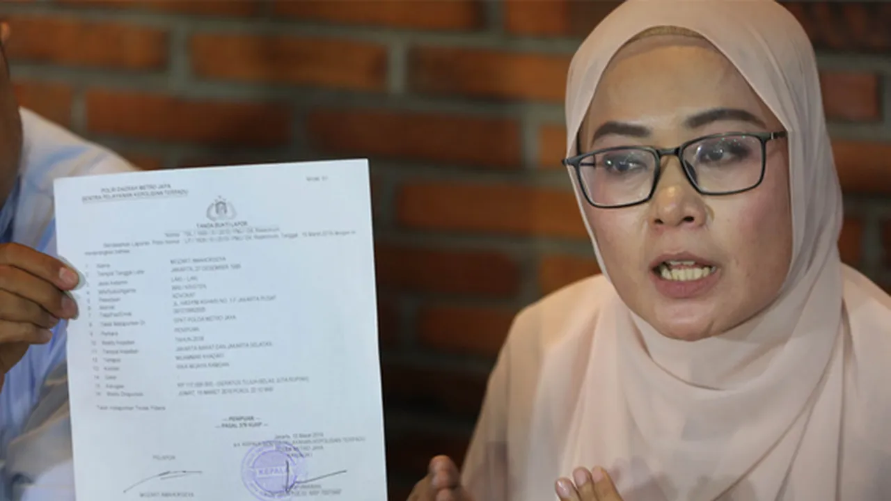 Tahu Alie Bassis Sonet 2 Band Sudah Menikah, Rika Wijaya Mengaku Ditipu Tahu Alie Bassis Sonet 2 Band Sudah Menikah, Rika Wijaya Mengaku Ditipu