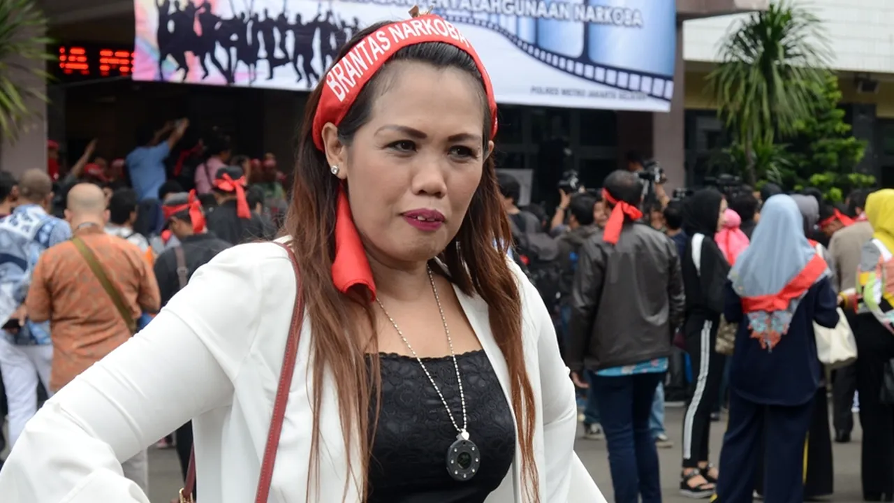 Tak Ada Bukti Tertulis, Pengacara Elly Sugigi Nilai Tuduhan Tessa Mariska Mengada-Ada Tak Ada Bukti Tertulis, Pengacara Elly Sugigi Nilai Tuduhan Tessa Mariska Mengada-Ada