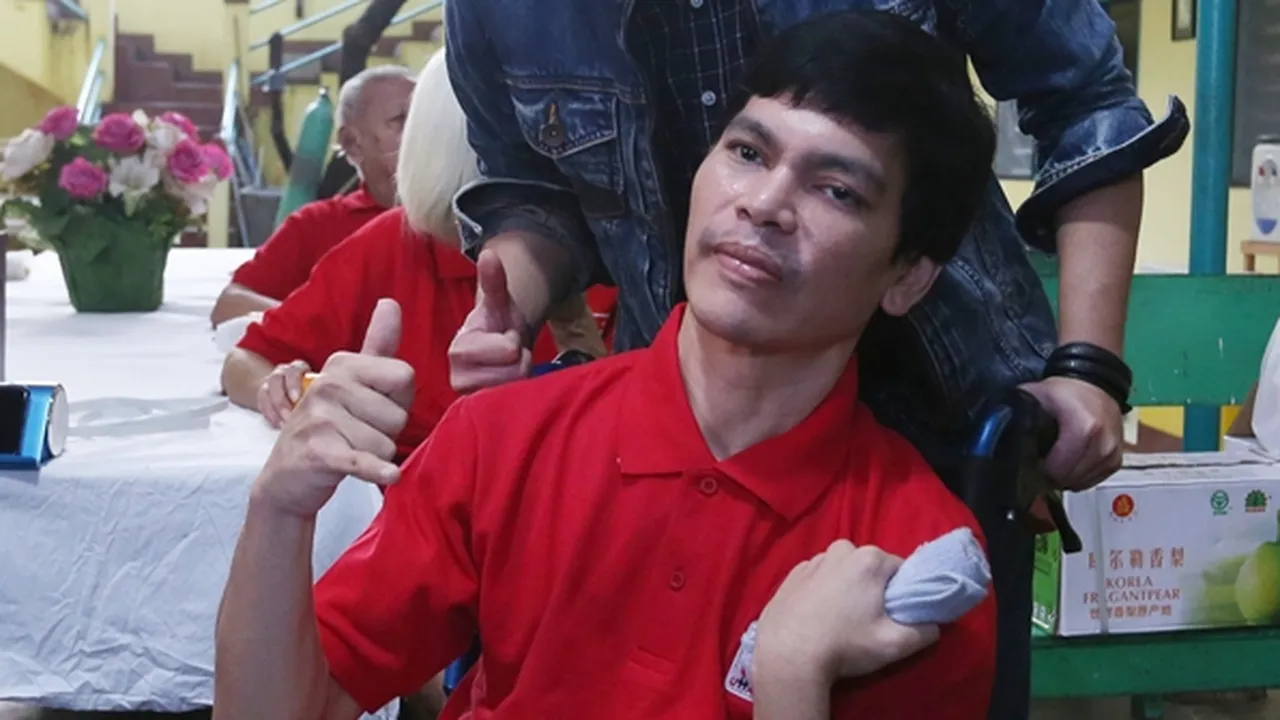 Tak Bisa Bicara Karena Stroke, Begini Cara El Ibnu Komunikasi dengan Pacar Tak Bisa Bicara Karena Stroke, Begini Cara El Ibnu Komunikasi dengan Pacar