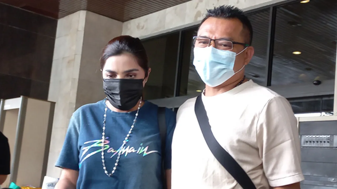 Tak Bisa Dampingi Aurel Hermansyah Saat Keguguran, Ini Dukungan Semangat Ashanty