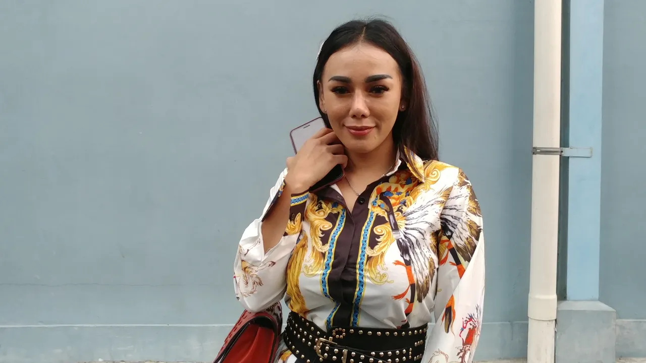 Tak Digubris, Bebby Fey Siap Layangkan Somasi dan Beberkan Identitas YouTuber Tak Digubris, Bebby Fey Siap Layangkan Somasi dan Beberkan Identitas YouTuber