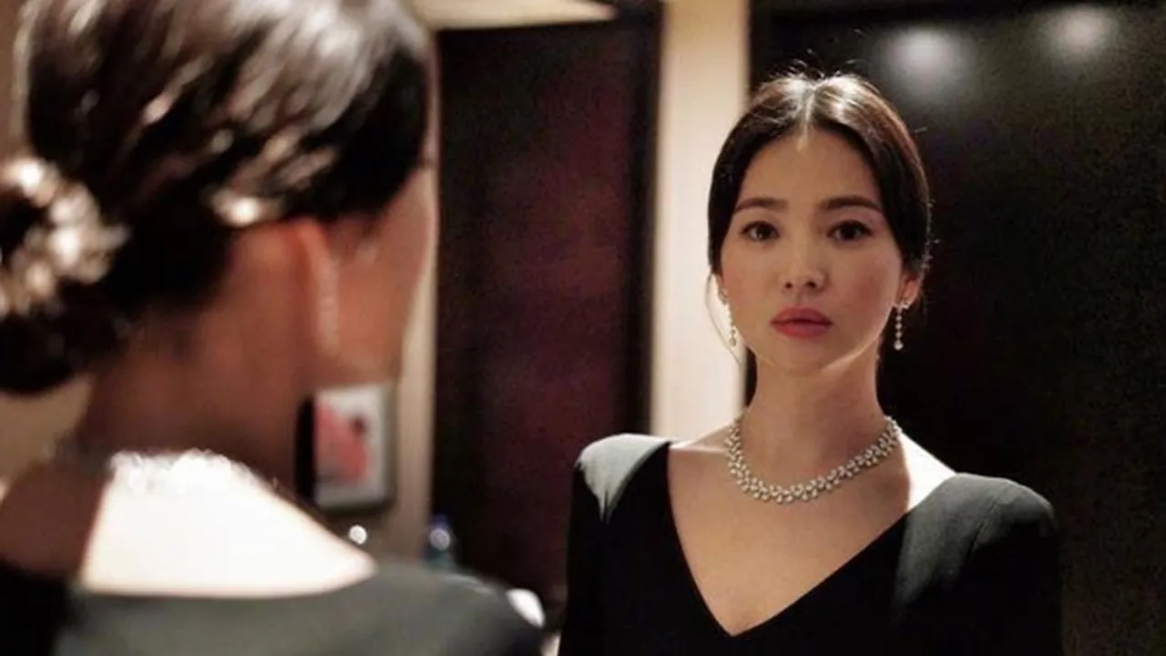 Tak Dipakai, Cincin Nikah Song Hye Kyo Kembali Dipertanyakan