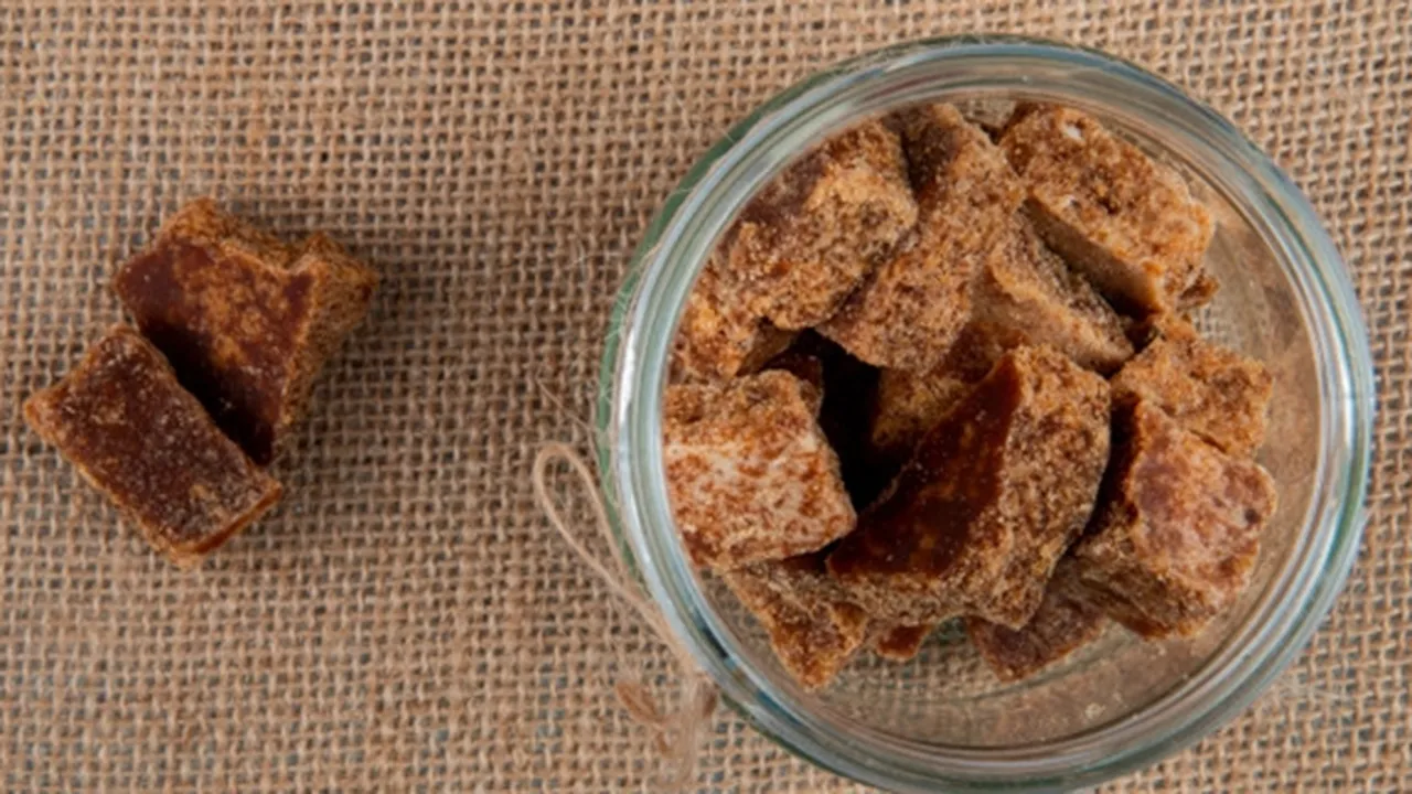 Tak Hanya Maniskan Makanan, Ini 7 Manfaat Gula Aren Bagi Kecantikan