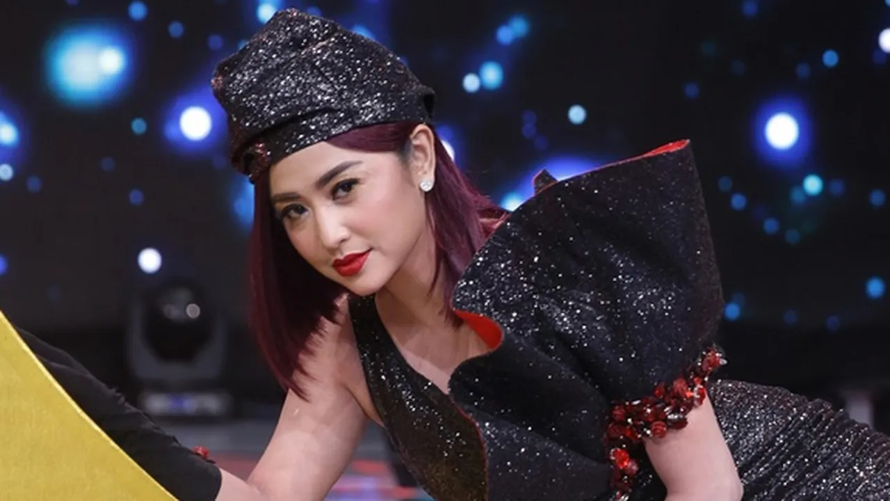 Tak Pernah Dinafkahi Angga, Dewi Perssik Geram Ada yang Singgung Harta Gono-Gini