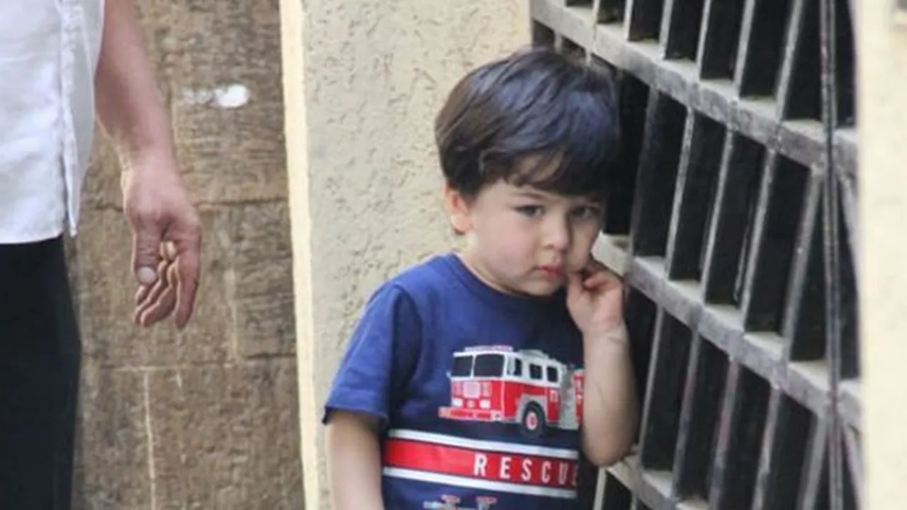 Tak Temukan Kareena Kapoor, Taimur Ali Khan Nangis Kenceng