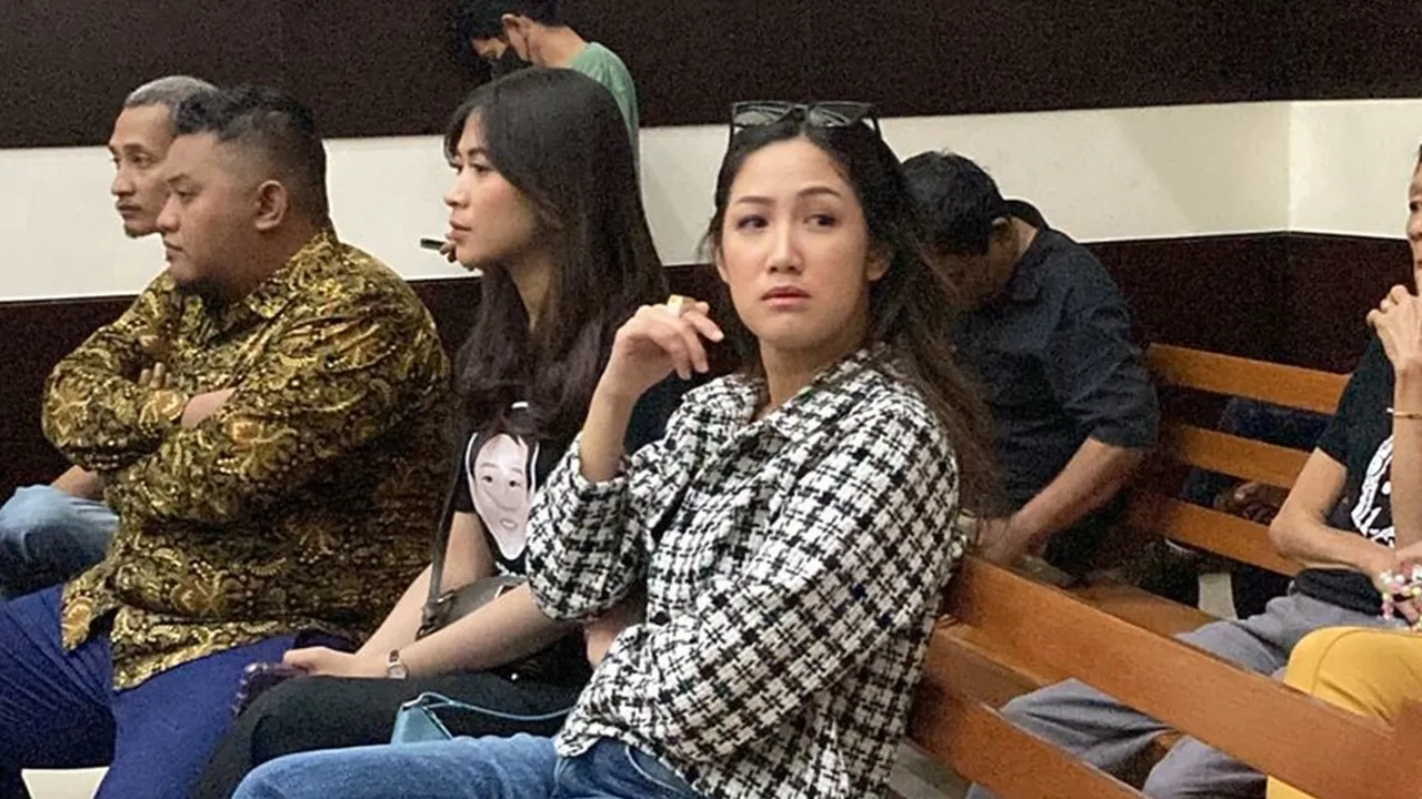 Tamara Tyasmara Sakit Hati Ditertawakan Adik Yudha Arfandi di Ruang Sidang
