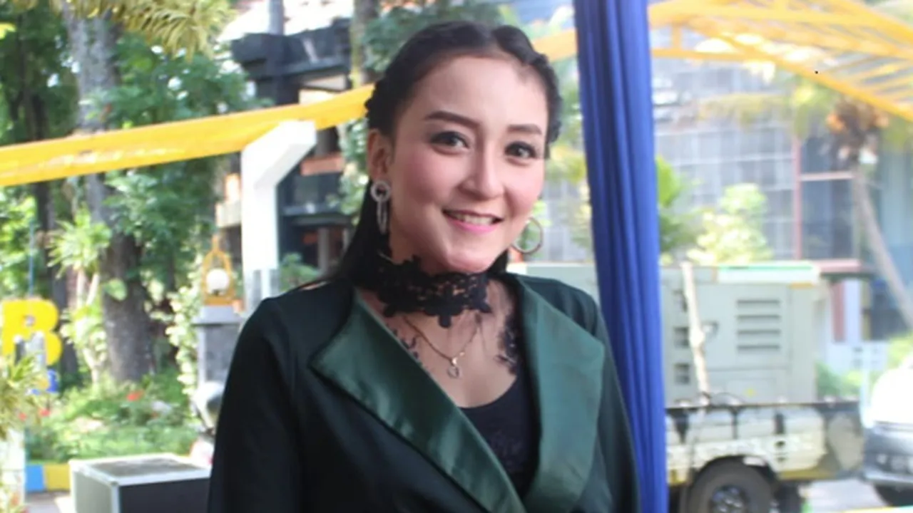 Tampil di Kampus, Elsa Safira Jadi Ingin Kuliah Lagi