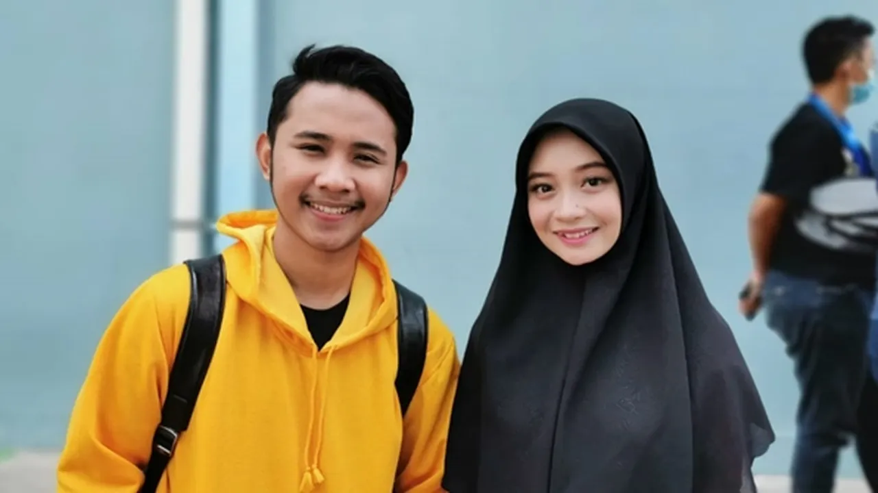 Tampil Kece dengan Konsep India, Ega Noviantika dan Rafly DA Jalani Foto Prewedding?