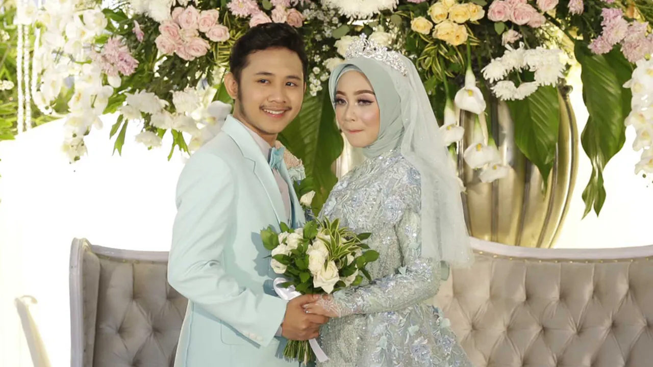 Tangis Haru Ega Noviantika Kala Harus Berpisah Dengan Keluarganya