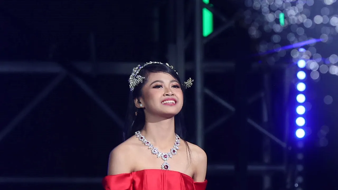Tasya Juara D'Academy 7 Ungkap Rahasia Jaga Suara Tetap Prima Tasya Juara D'Academy 7 Ungkap Rahasia Jaga Suara Tetap Prima