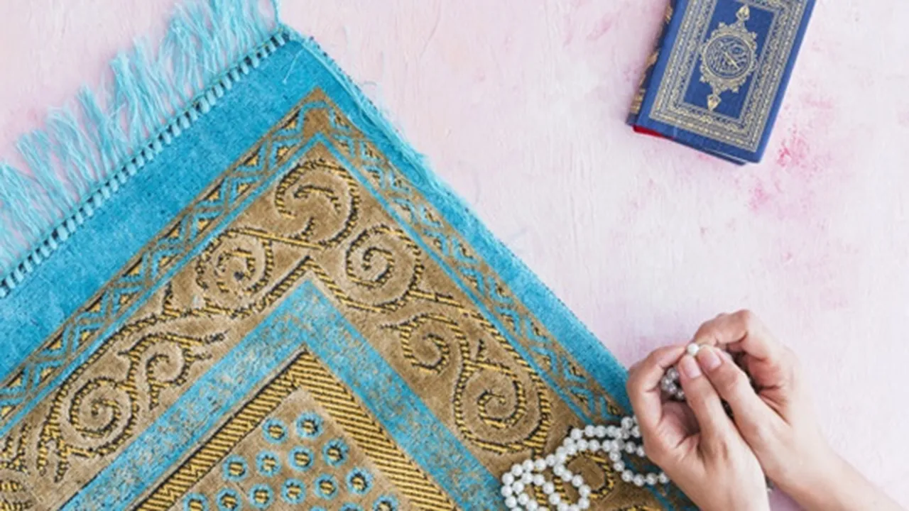 Tata Cara I'tikaf, Beserta Niat dan Keutamaannya di Bulan Ramadan