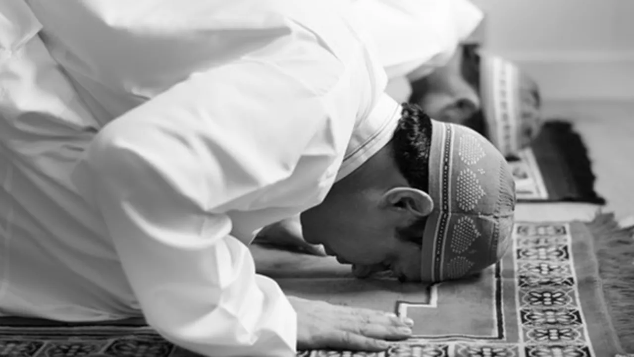 Tata Cara Sholat Idul Fitri Lengkap dengan Bacaan Niat, Ketahui Juga Sunnah-Sunnahnya