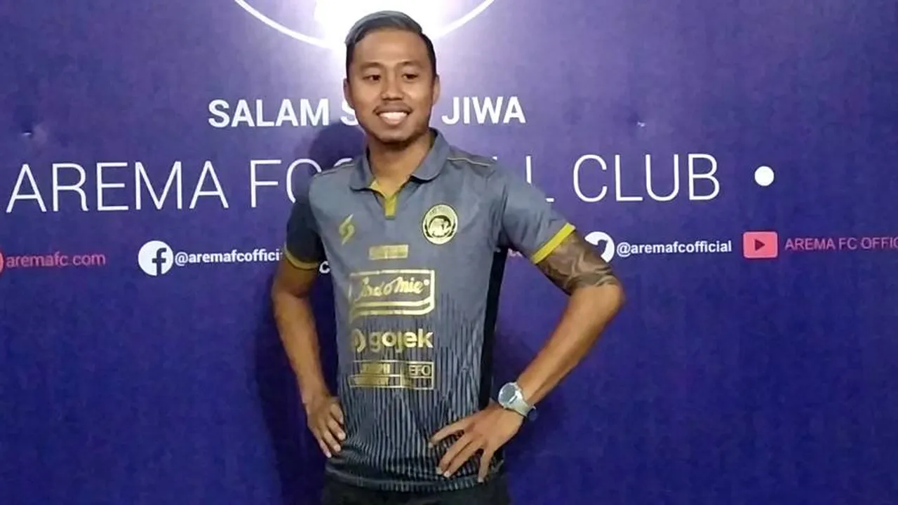 Tato Kepala Singa Pemain Baru Arema FC Mengundang Perhatian