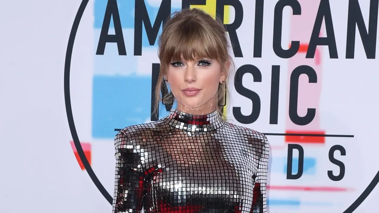 Taylor Swift Kembali Punya Musuh Baru, Kali Ini Scooter Braun Manager Bieber