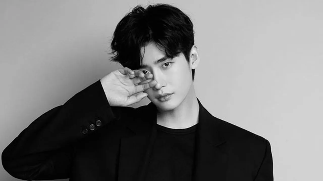 Teaser 'DEATH SONG', Lee Jong Suk Jadi Aristokrat yang Melankolis