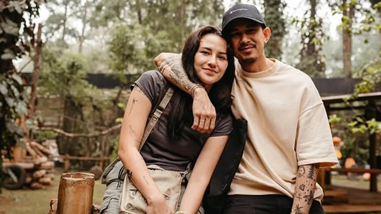 Tegaskan Bukan Karena Fandy Christian Selingkuh, Dahlia Poland Kukuh Gugat Cerai
