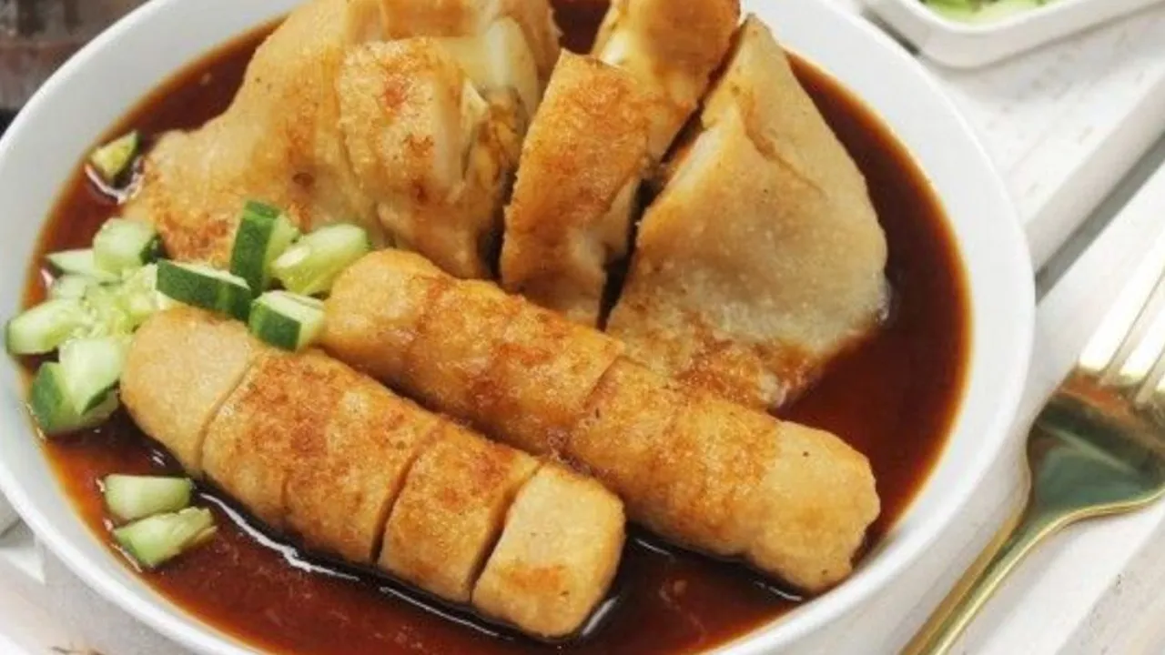 Teknik Menggoreng Pempek yang Aman dan Menghasilkan Tekstur Renyah