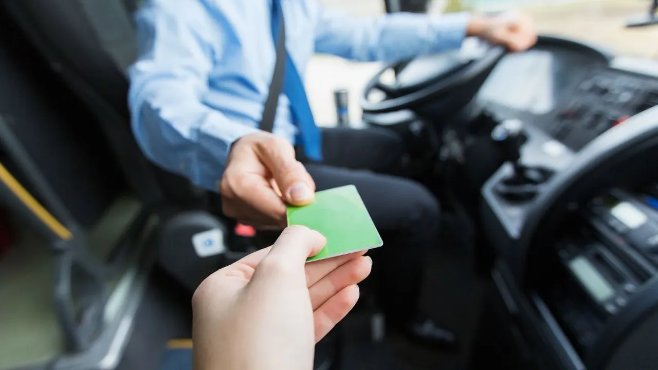 Temukan Harga Tiket Bus Terbaik Hari Ini, Panduan Praktis untuk Pemesanan Online yang Mudah!