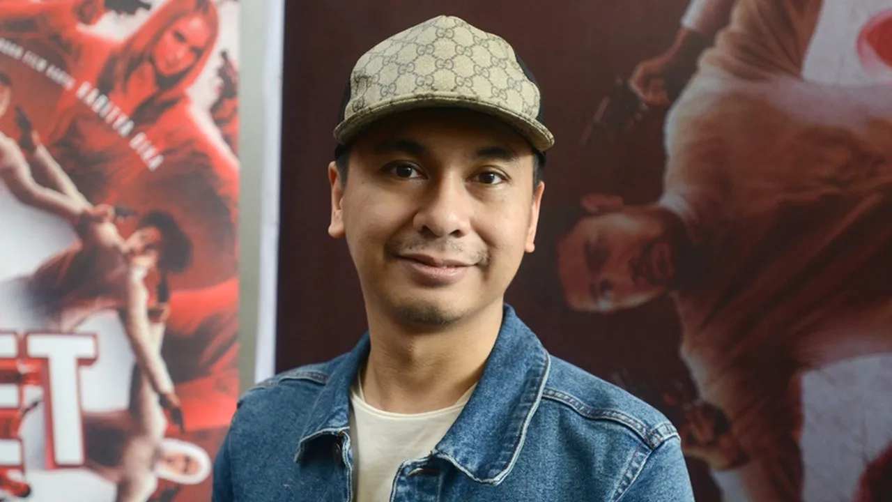 Tenar di Youtube, Raditya Dika Akan Namakan Anak Pertama AdSense?