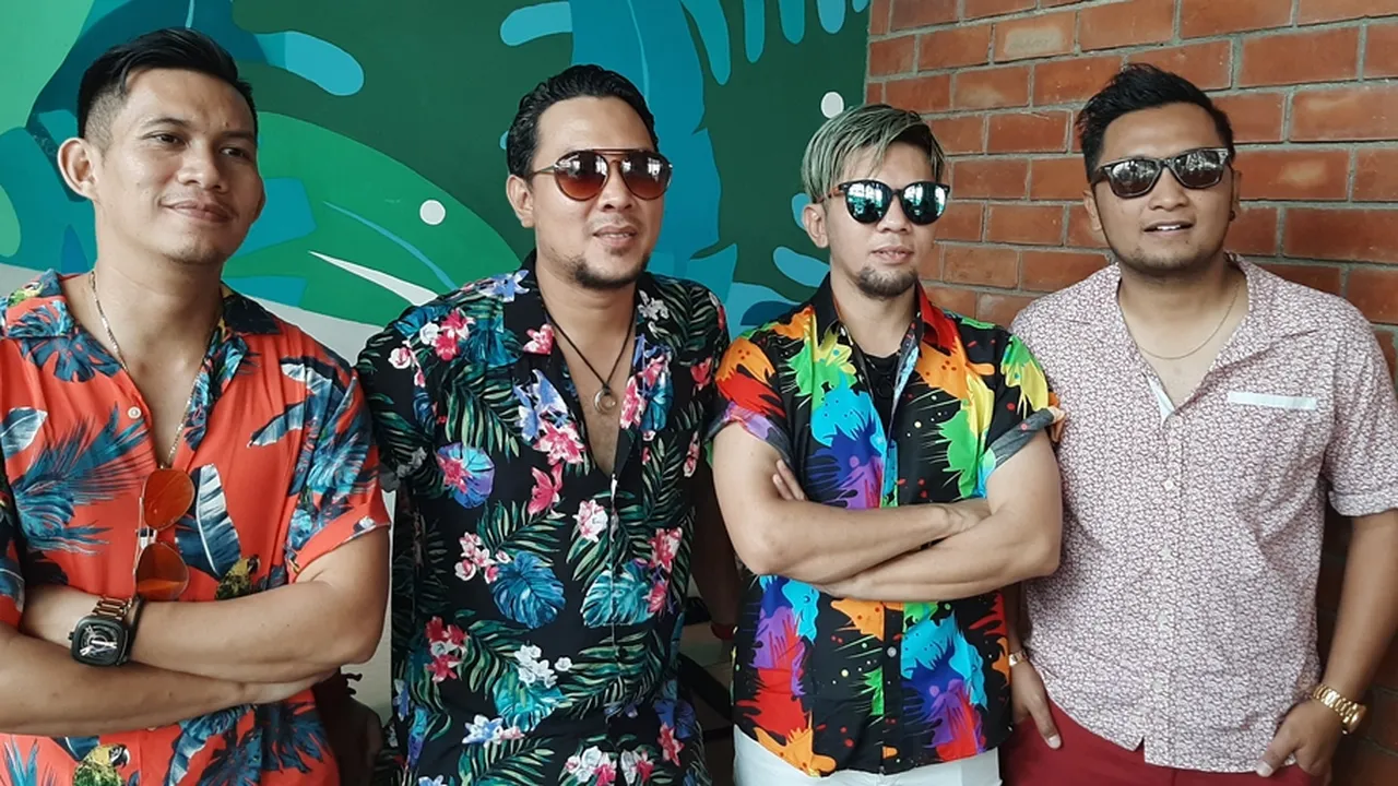 Tenar Lewat Karya, Bagindas Beri Kritikan untuk Artis Sensasi Tenar Lewat Karya, Bagindas Beri Kritikan untuk Artis Sensasi