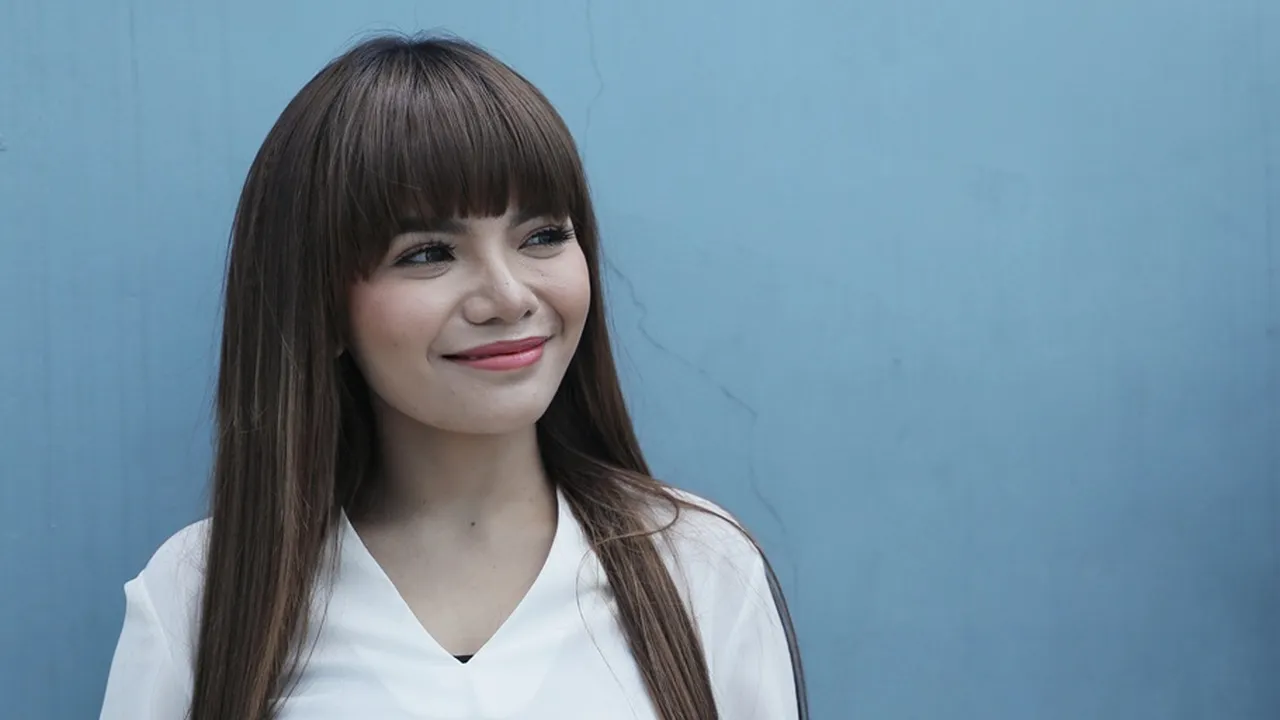 Terbakar Cemburu, 3 Fans Cowok Dinar Candy Dipukul Pacar Setelah Minta Foto Bareng