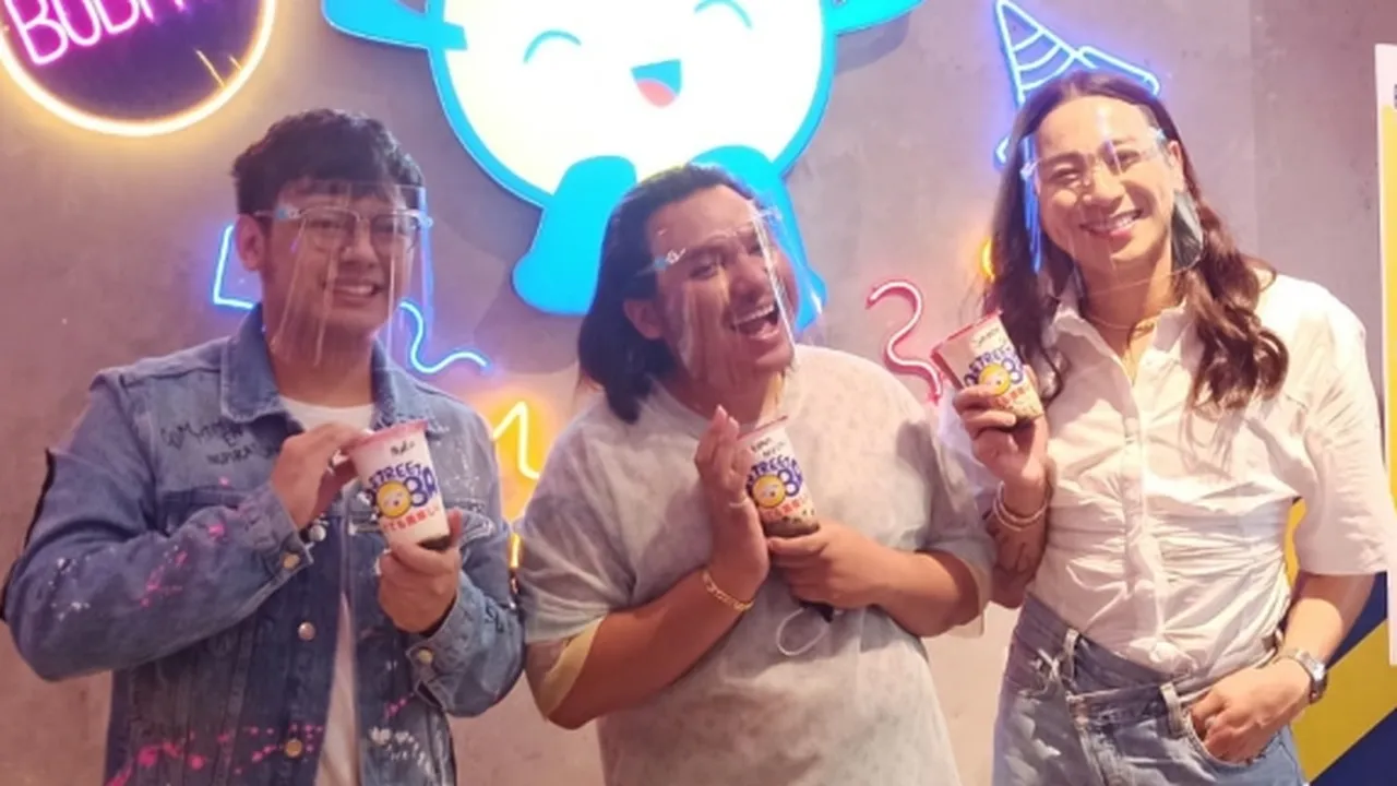 Terjun ke Dunia Bisnis, Keanu AGL Jualan Minuman Boba